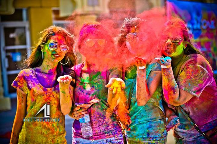 Rung De ONE, an event inspired by the Indian festival of Holi made its debut in Toronto. Organizers invited not just South Asians, but everyone to sample the culture of India. Supplied photo