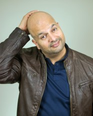 This Desi Muslim Comic From Toronto Cannot Be Stopped Or Interrupted This Desi Muslim Comic From Toronto Cannot Be Stopped Or Interrupted